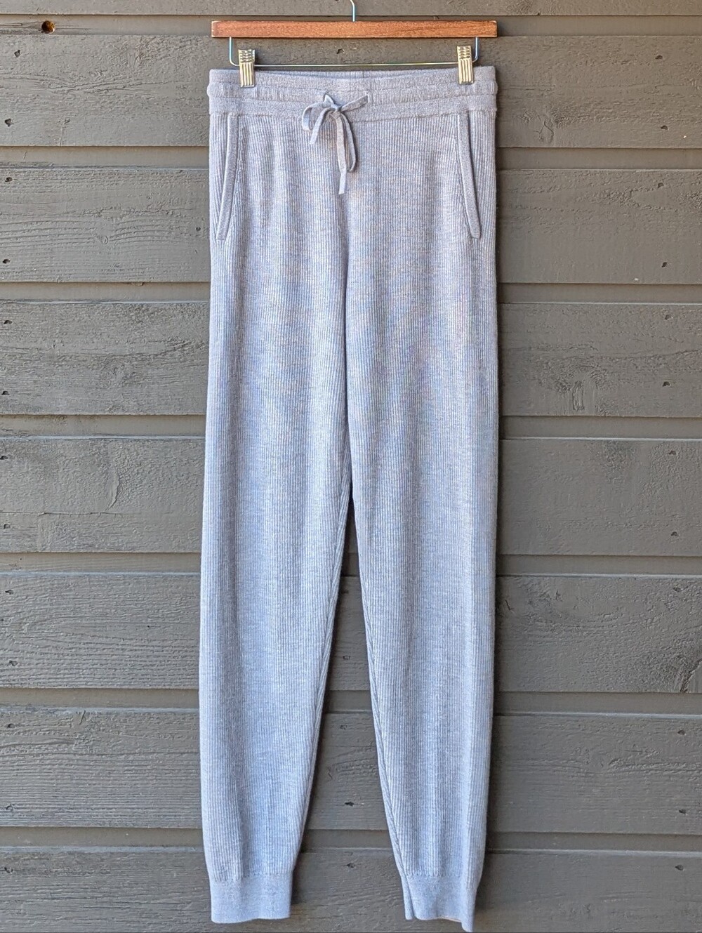 NWOT Kit and Ace Light Gray Women's Merino Wool Ribbed Jogger Pants Size Small